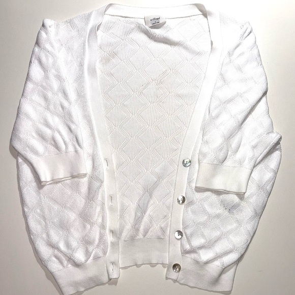 Wilfred White Button-Up Women's Quarter Sleeve Sweater - Picture 2 of 5